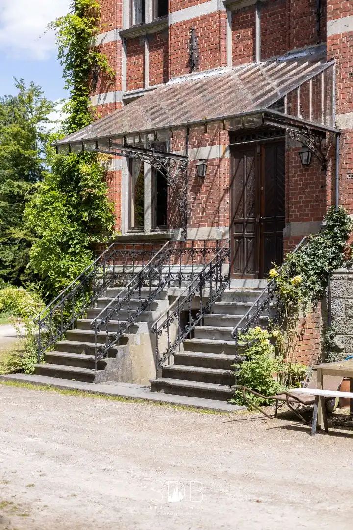 Prachtig kasteel met omringend park, weilanden en stalgebouw op circa 5hectare foto 29
