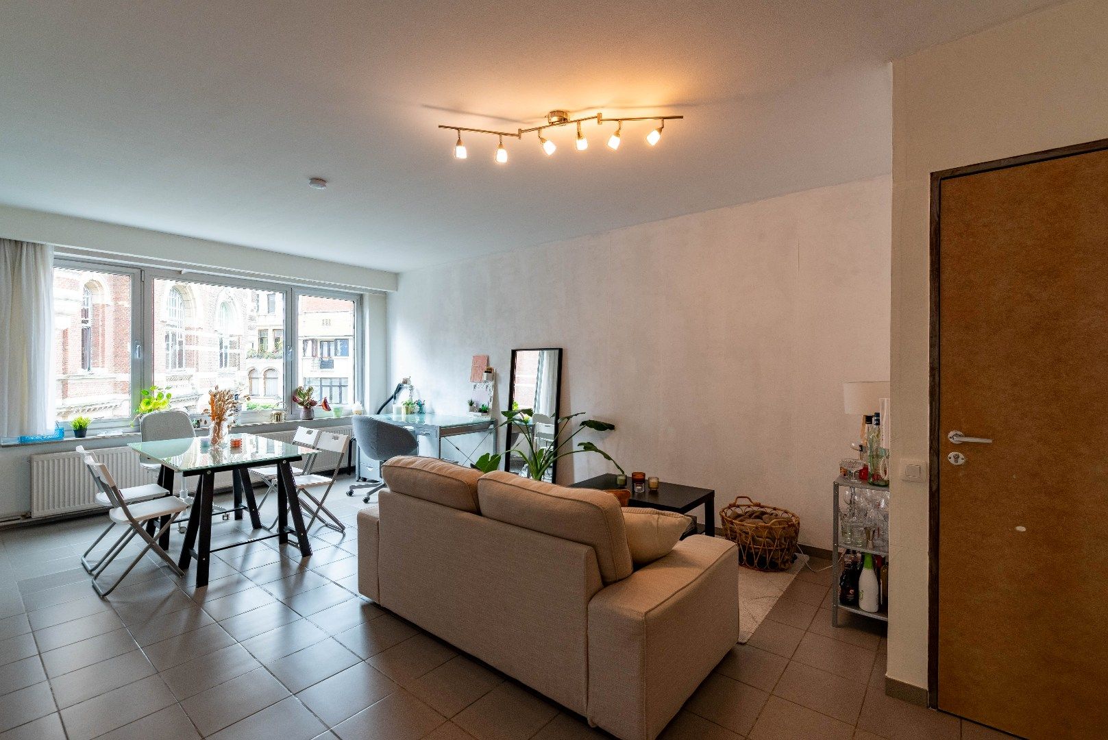 Knus tweeslaapkamer appartement met een topligging!  foto 2