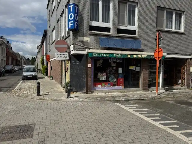 Ruime Winkelruimte in Ledeberg – 240 m² op Toplocatie! foto {{pictureIndex}}