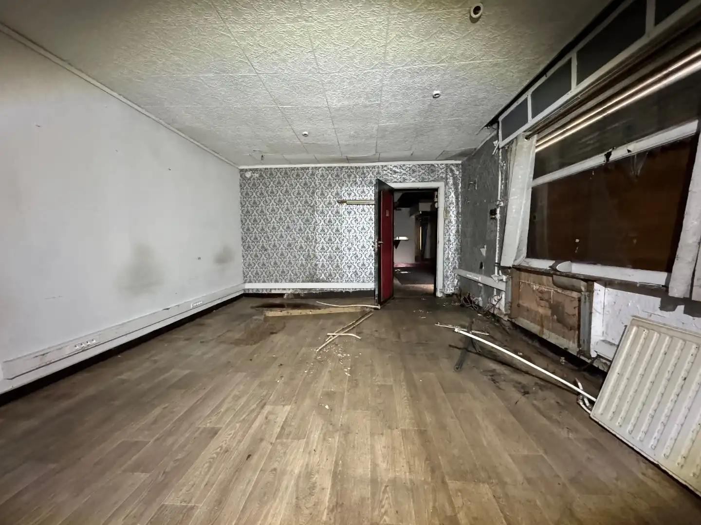 Te renoveren handelshuis te Eernegem foto 24