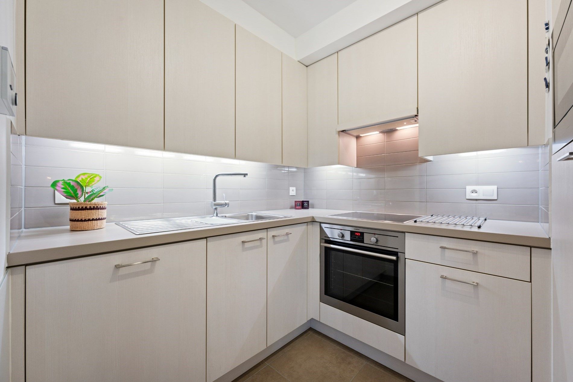Tof gelijkvloers appartement met tuintje te Zeebrugge foto 6