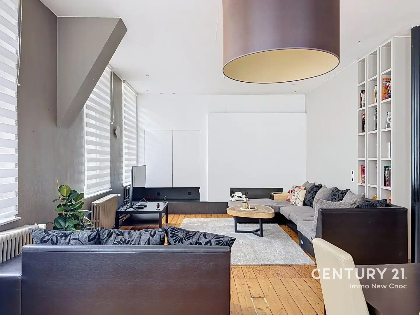 GROTE karaktervolle woning met HANDELSRUIMTE foto 4