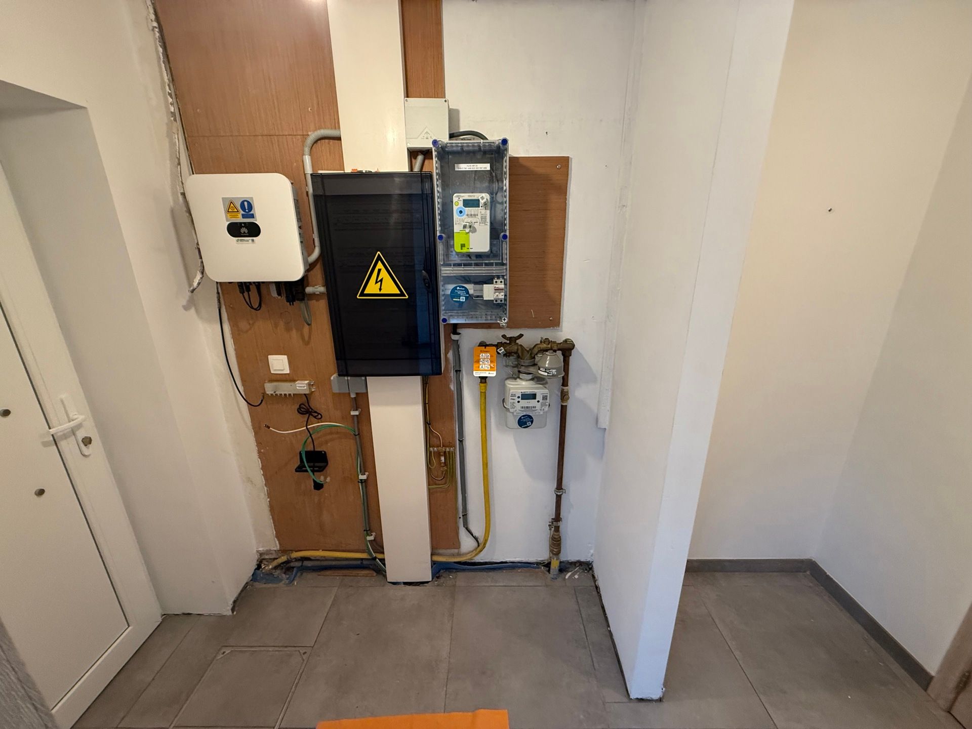 ERPE - MERE - Gerenoveerde rijwoning met tuin. foto 12