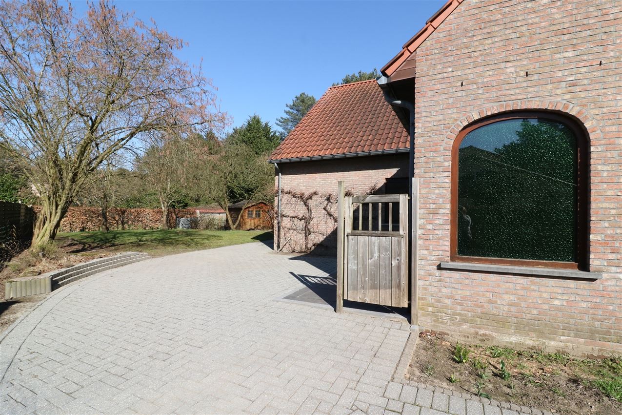 Label c, mooi gelegen landhuis, zonnige leefruimte foto 56