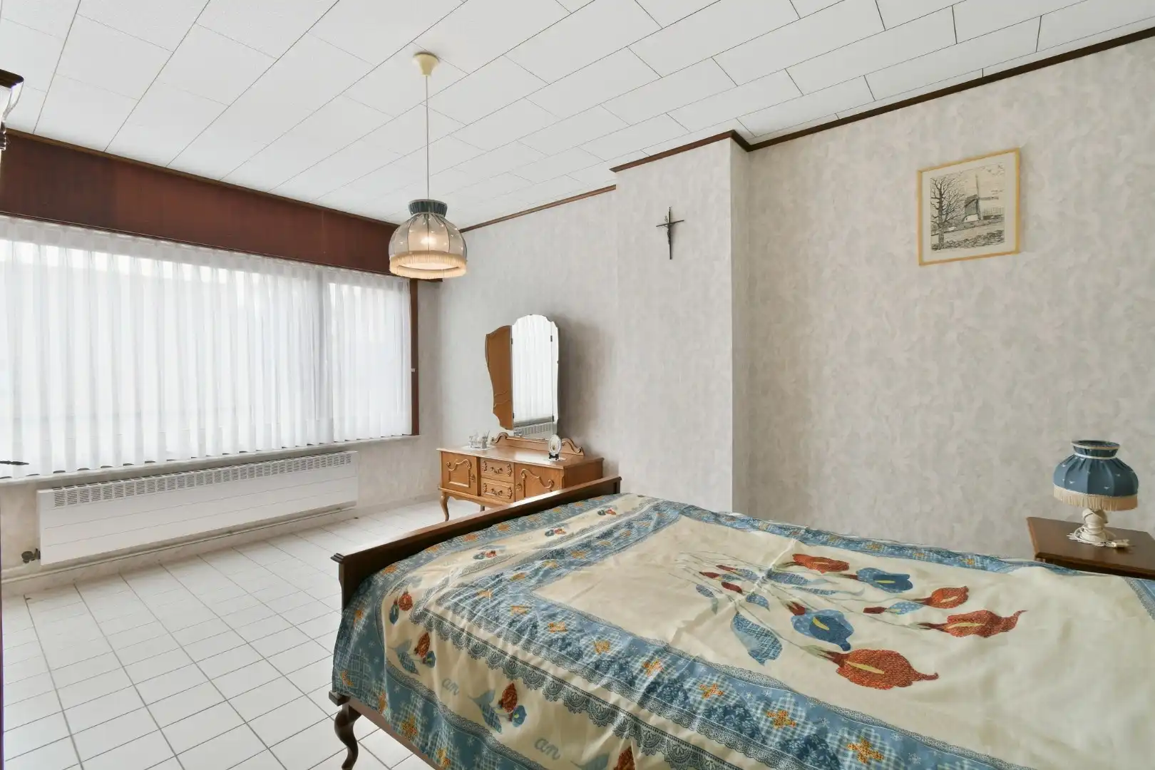 Rustig gelegen woning met 4 slaapkamers foto 8