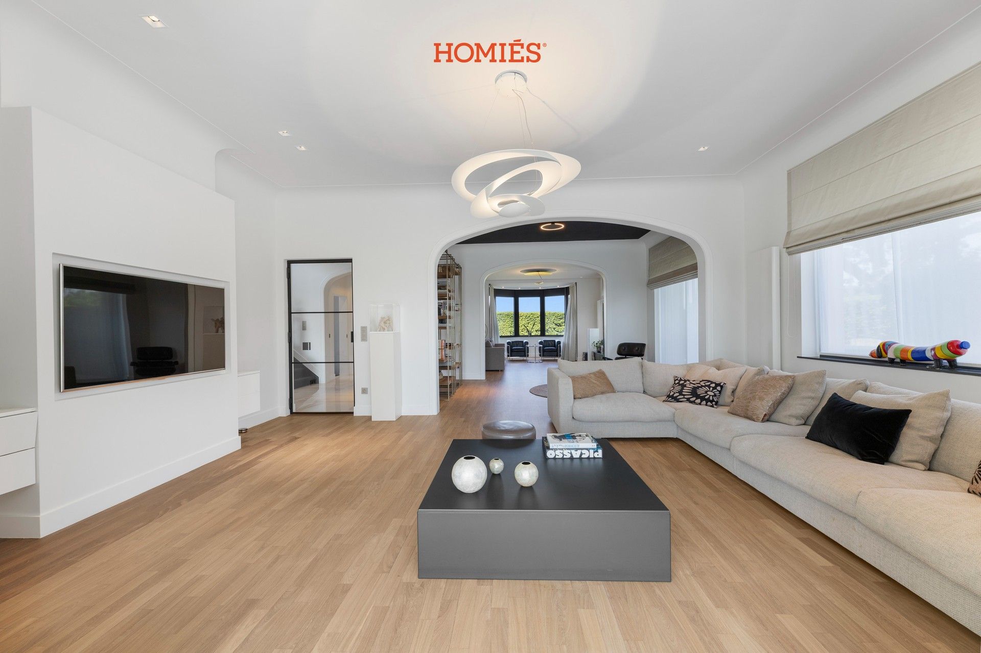 Prachtig kantoorgebouw & villa in groene omgeving foto 15
