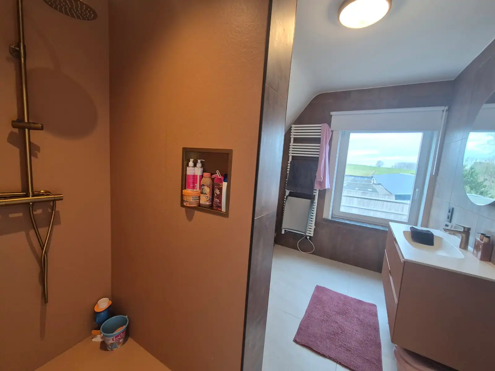 Goed gelegen ruime woning in Haaltert foto 10