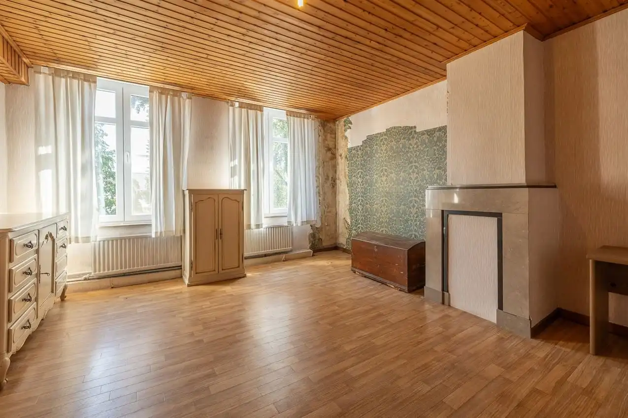 Historische woning met koetspoort op 8a41ca op markt tot tegen de Demer foto 25