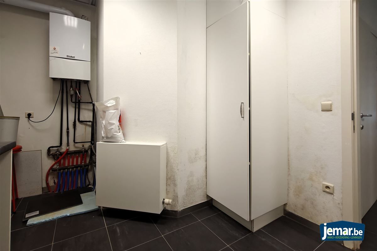 Op te frissen handelspand op top locatie in het centrum van Borgloon foto 15