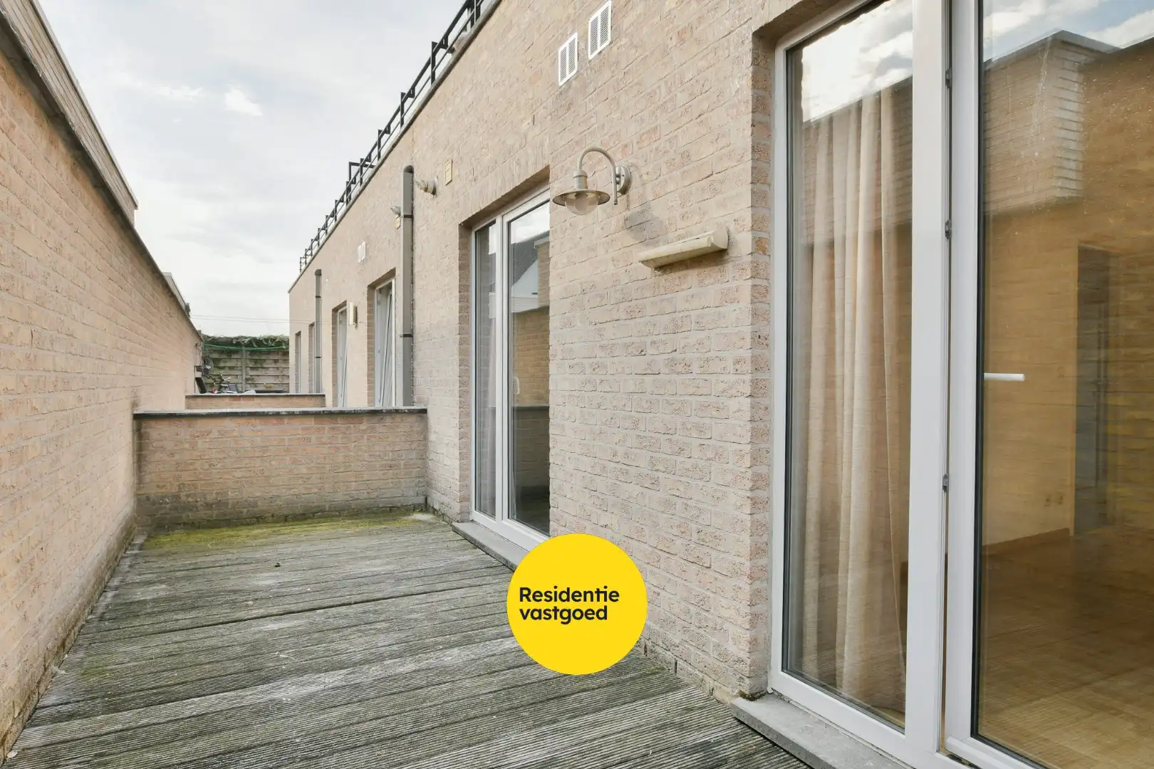 Gelijkvloersappartement met ondergrondse parkeerplaats te koop te Eernegem foto 7