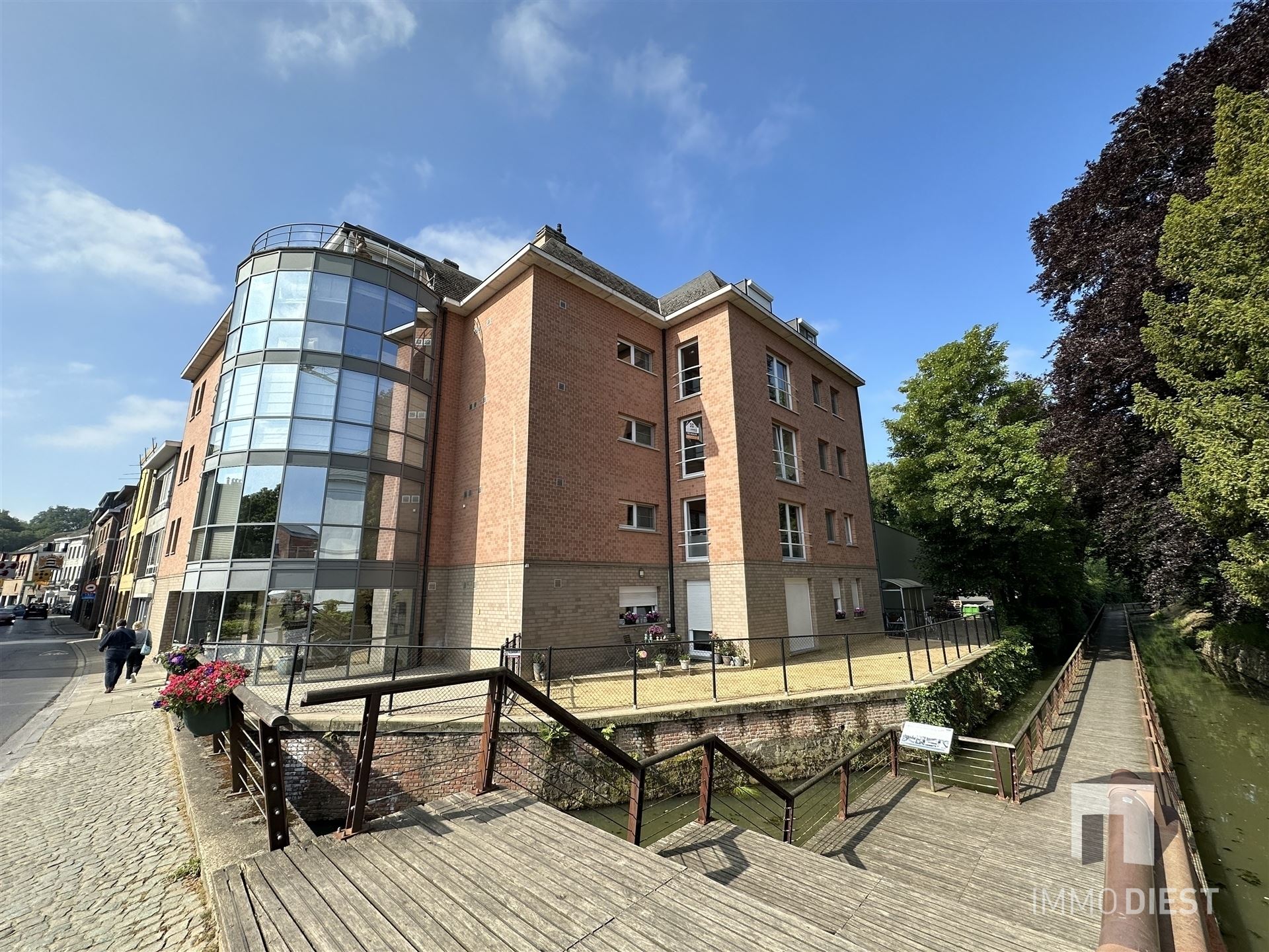 Villa appartement met zicht op de Ezeldijkmolen - 3 slpks, terras en parking foto 40