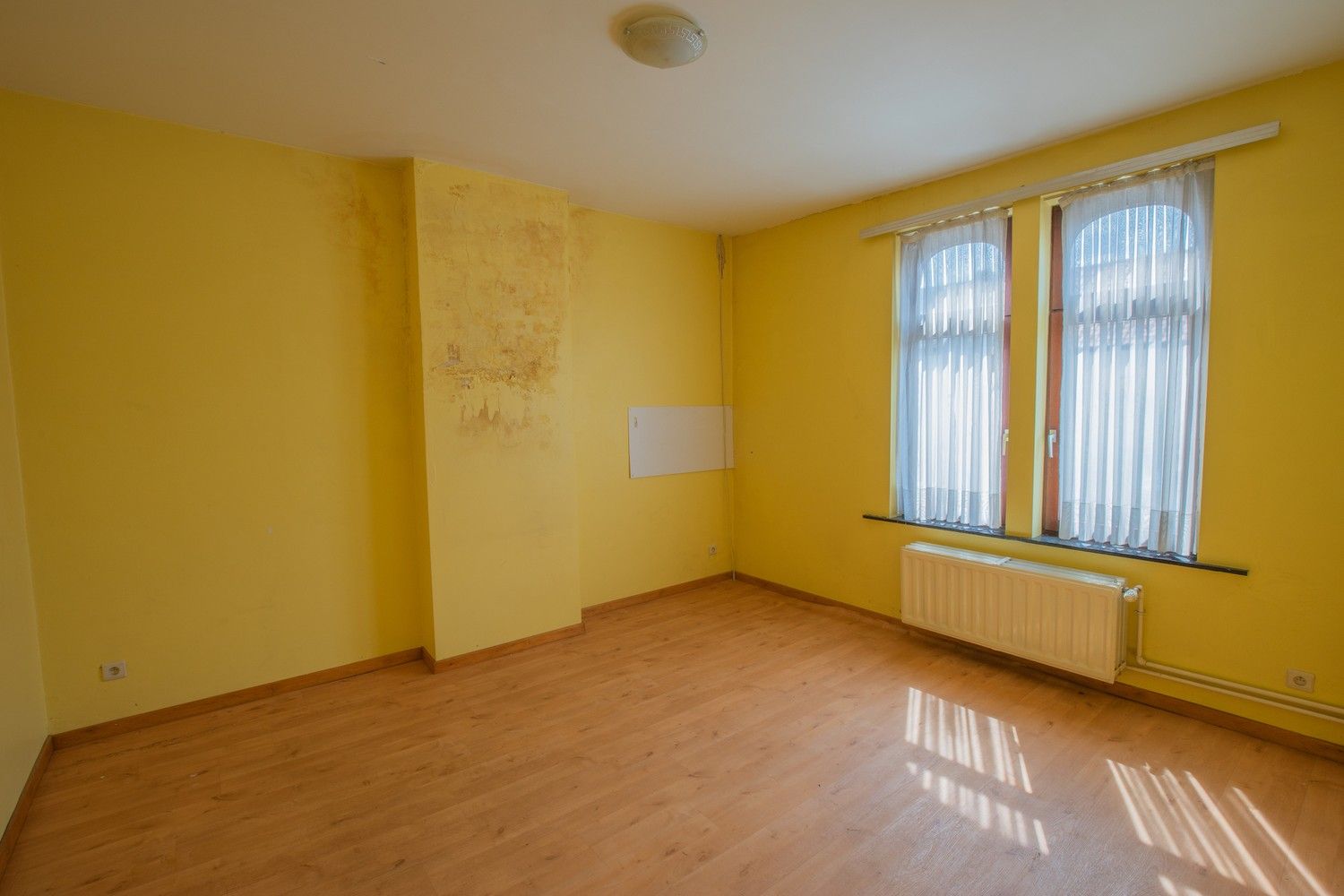 Te renoveren statige woning met authentieke charme in Scherpenheuvel foto 12