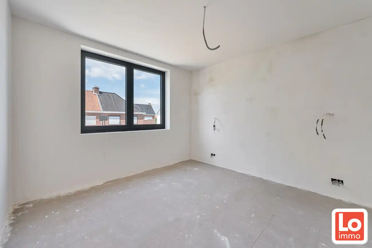 Moderne nieuwbouwwoning met 3 slaapkamers en bureauruimte in een prachtige tuin foto 7