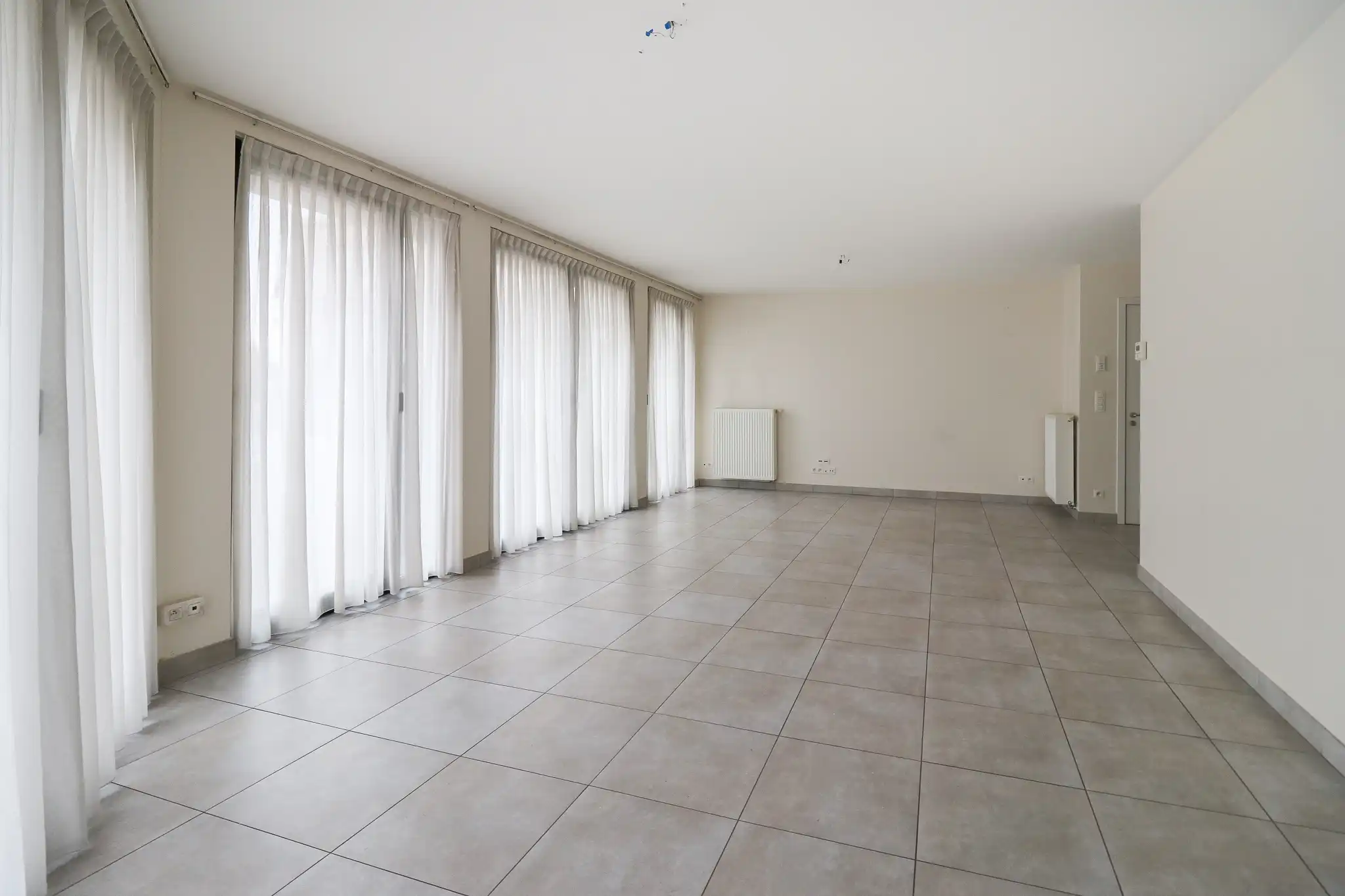 Gelijkvloers appartement met ruime leefkeuken in Wilrijk foto 5