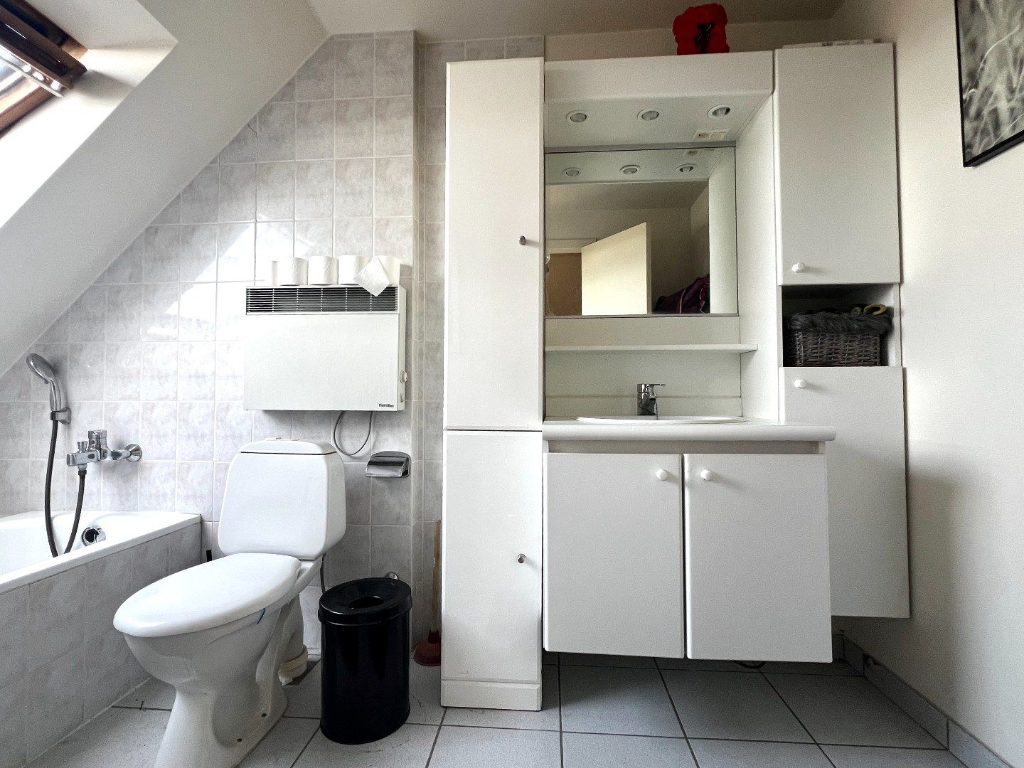 Duplex-appartement met kelderberging en garage te koop te Stasegem foto 10
