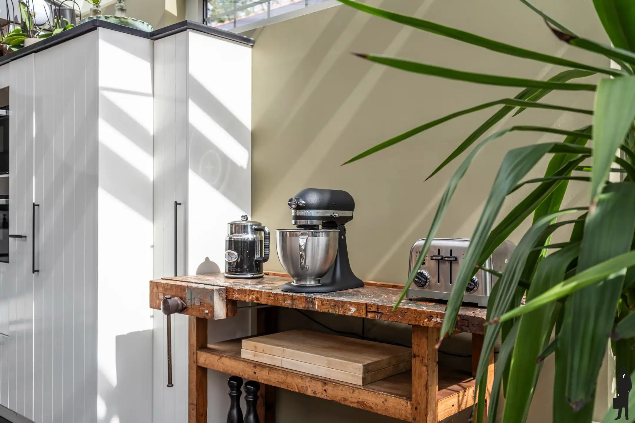 Instapklare woning met bijgebouw, zwembad en zuidtuin! foto 10