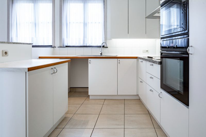 Roeselare :  UNIEK GROOT, centraal, ruim en lichtrijk appartement op toplocatie – 143m² woonoppervlakte! foto 5