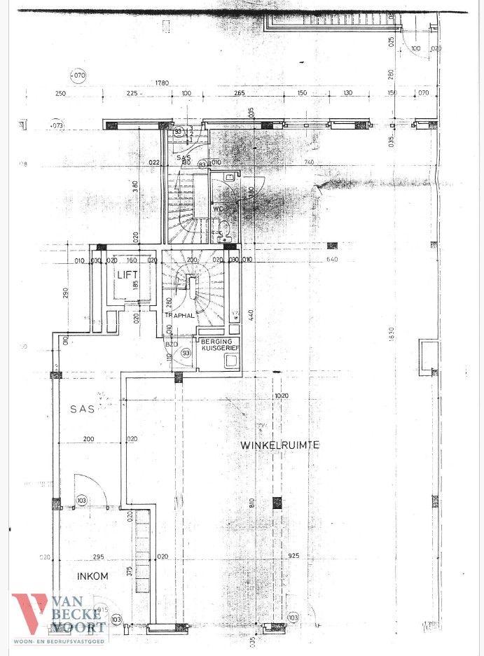 Handelsgelijkvloers 142m² foto 7