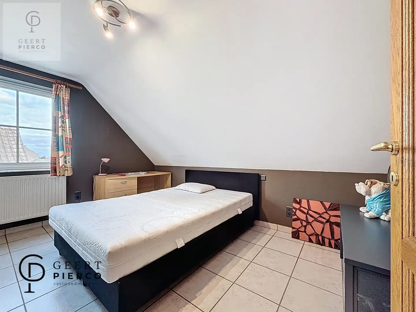 Knappe villa op 22are 93ca foto 26