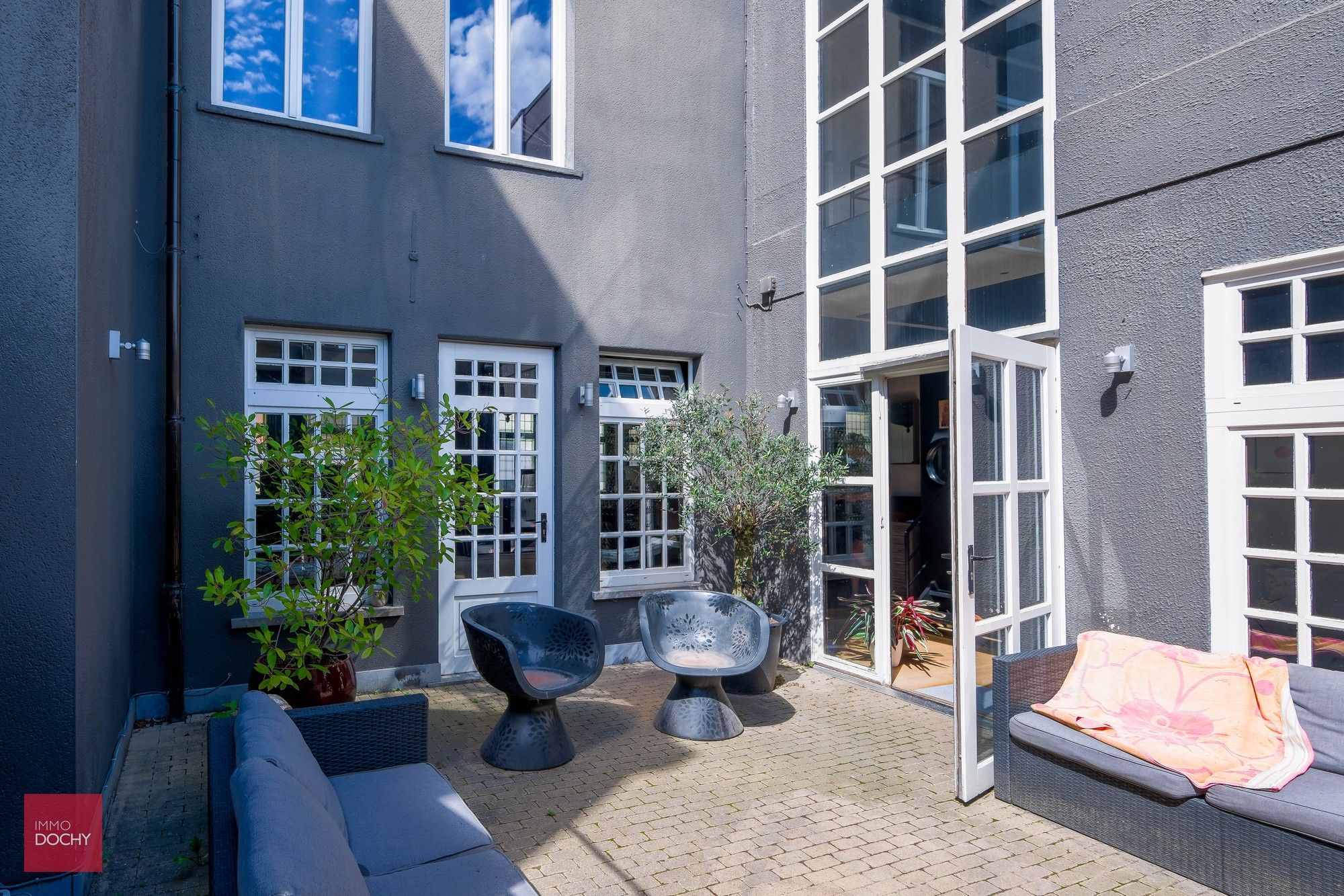 Hippe instapklare stadswoning centrum Kortrijk palend aan Begijnhofpark | Groeningestraat foto 10