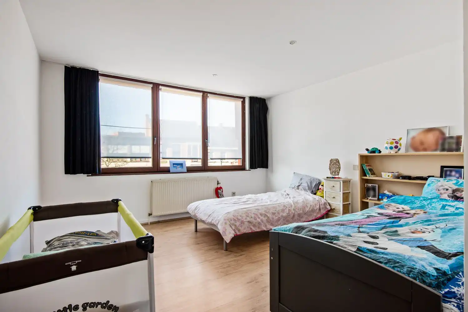 Handelshuis met ruime woning en zwembad te Koningshooikt foto 11