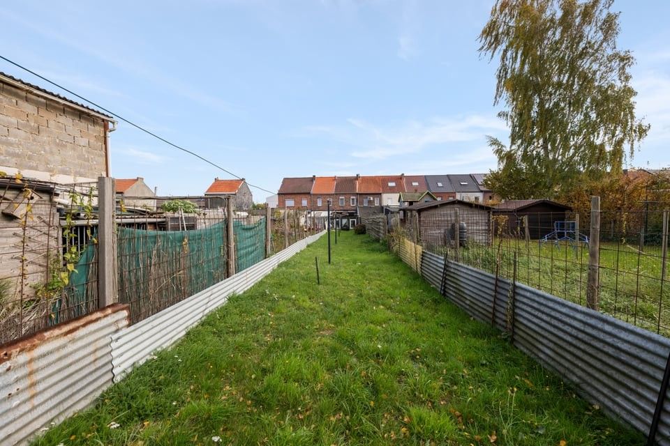 TE RENOVEREN STADSWONING VLAKBIJ HET CENTRUM VAN SINT-TRUIDEN foto 22
