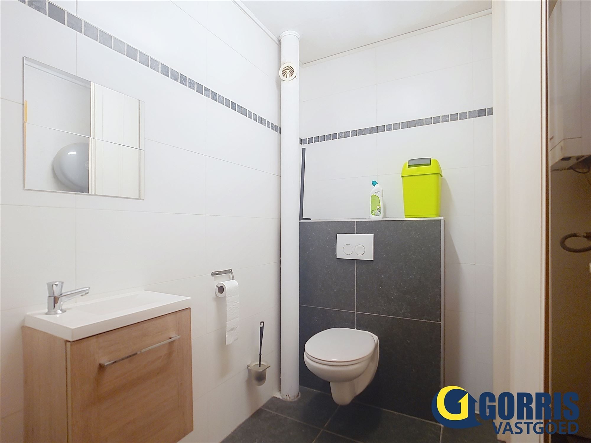 Gerenoveerd 3 slaapkamer appartement foto 7