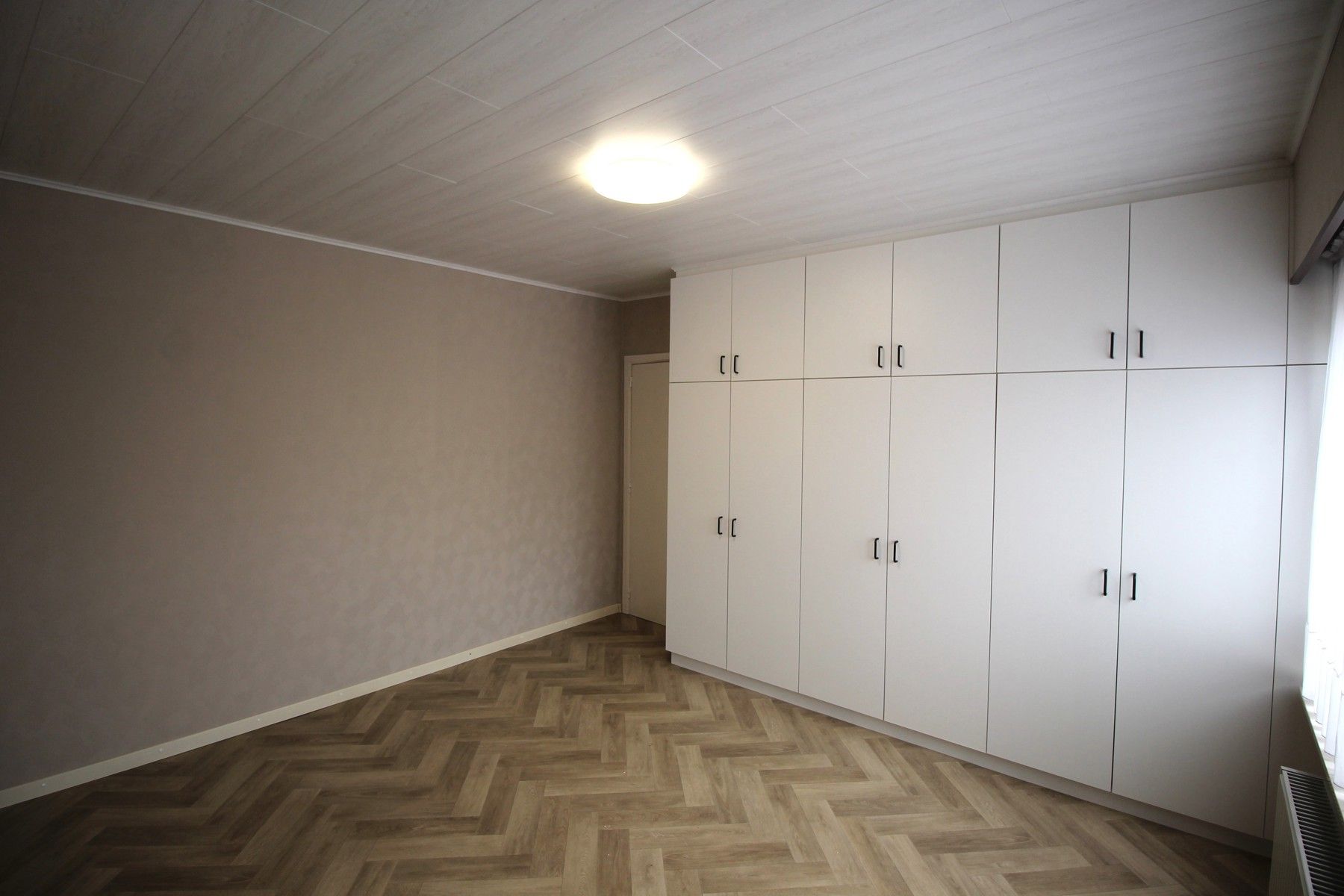 Een woning met 3 slaapkamers, garage en tuin vlakbij het centrum van Merksplas. foto 17