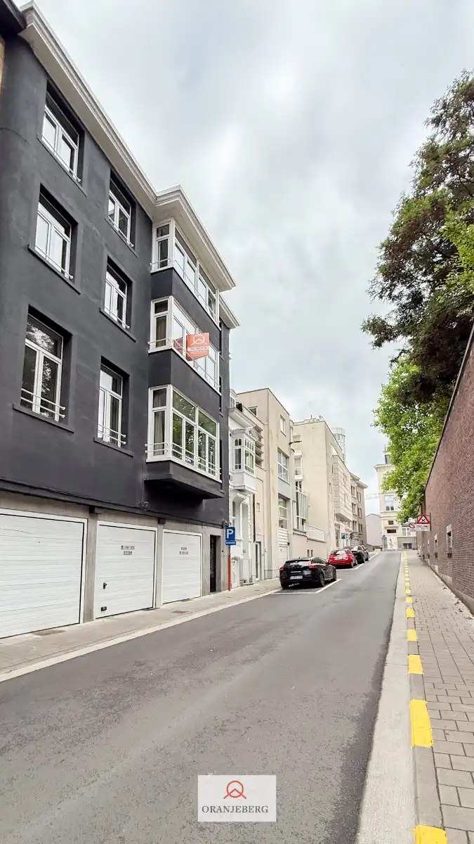Ruim gerenoveerd 1 slpk-appartement vlakbij François Laurentplein te centrum Gent foto 30