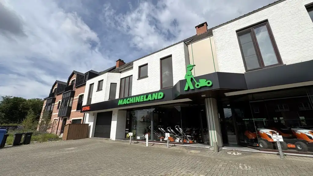 Instapklaar kantoor te huur nabij N12 in Schilde foto 2