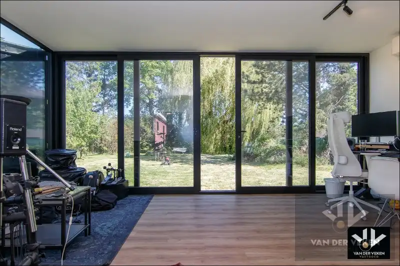 KARAKTERVOLLE WONING AAN GROENE STADSRAND foto 26