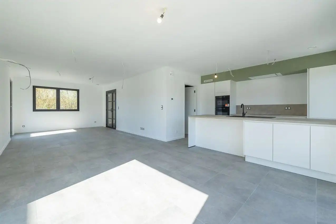 Instapklare nieuwbouwwoning met 3 slk foto 9