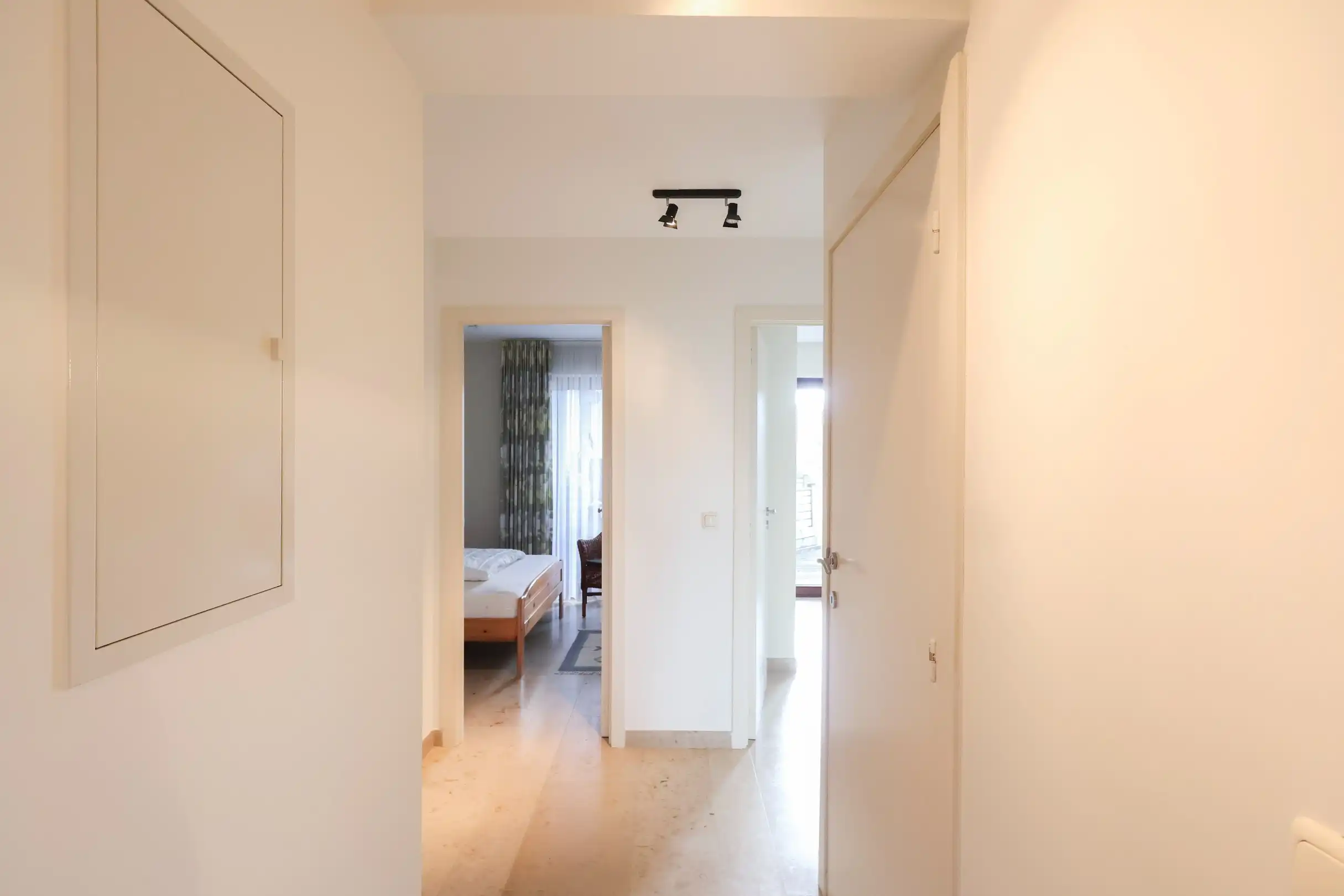 Gelijkvloersappartement met 2 slaapkamers en duinenzicht in Res. Plaza I foto 11