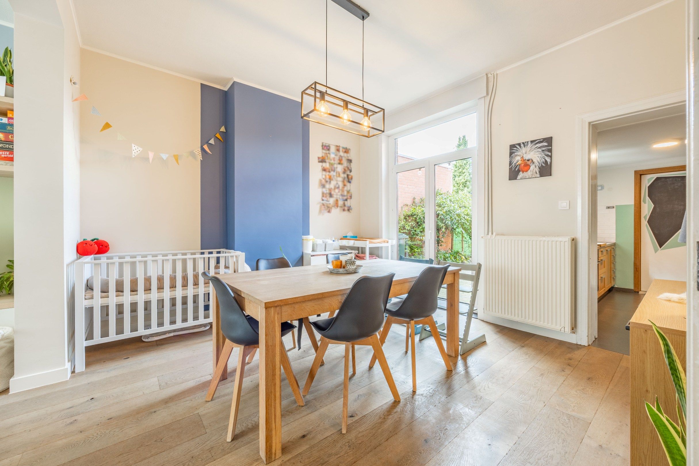 Gerenoveerde rijwoning met tuin foto 6