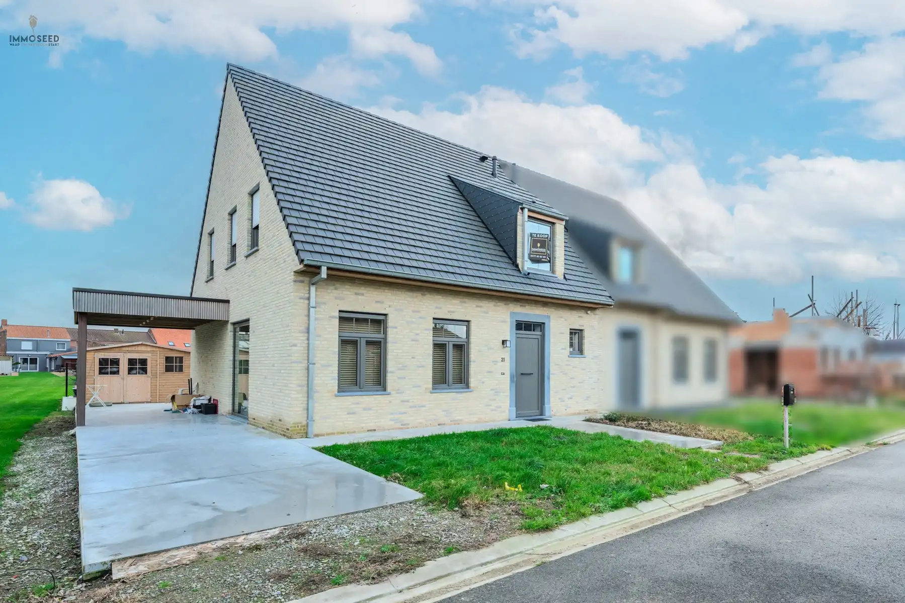 Recente nieuwbouwwoning AAN REGISTRATIERECHTEN te Houthulst foto {{pictureIndex}}