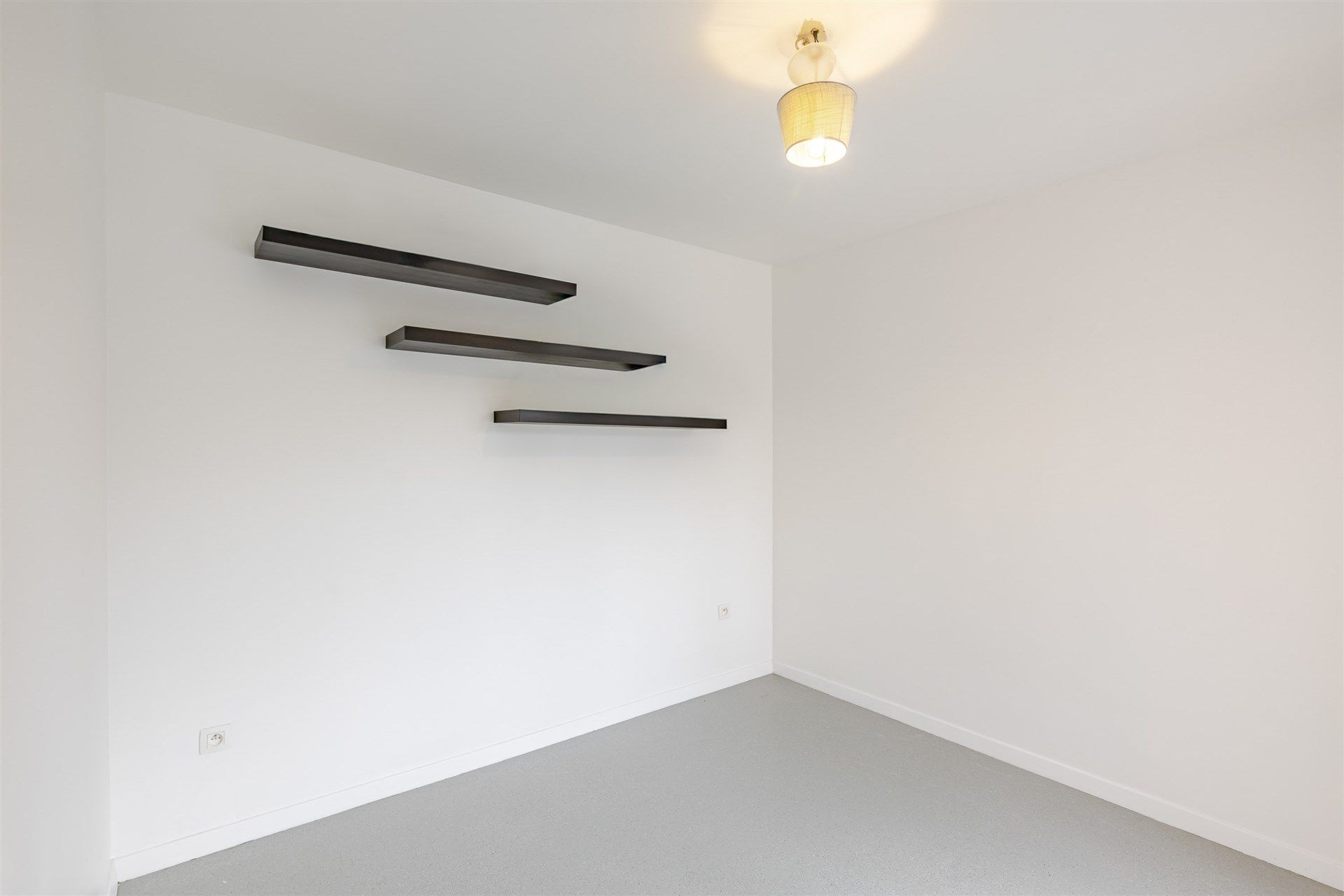 Ruime woning met 4 slks, tuin en garage foto 16