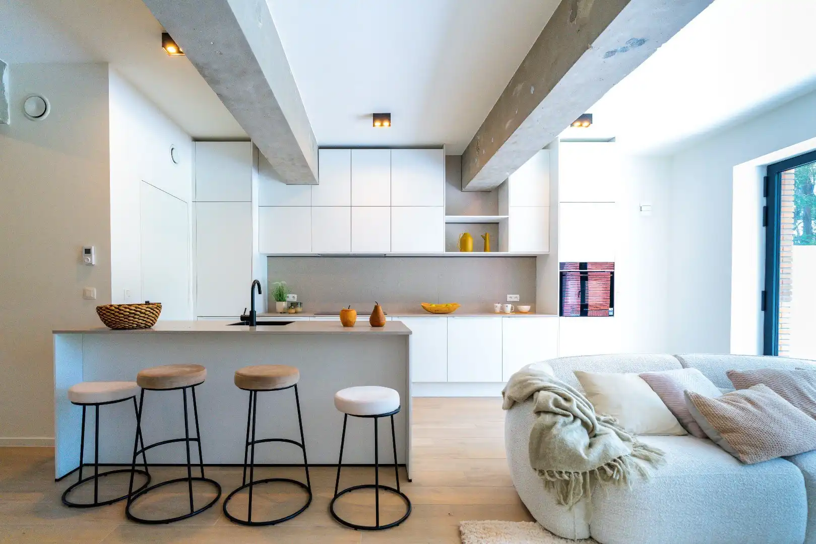 Unieke stadswoning in een groene omgeving foto 4