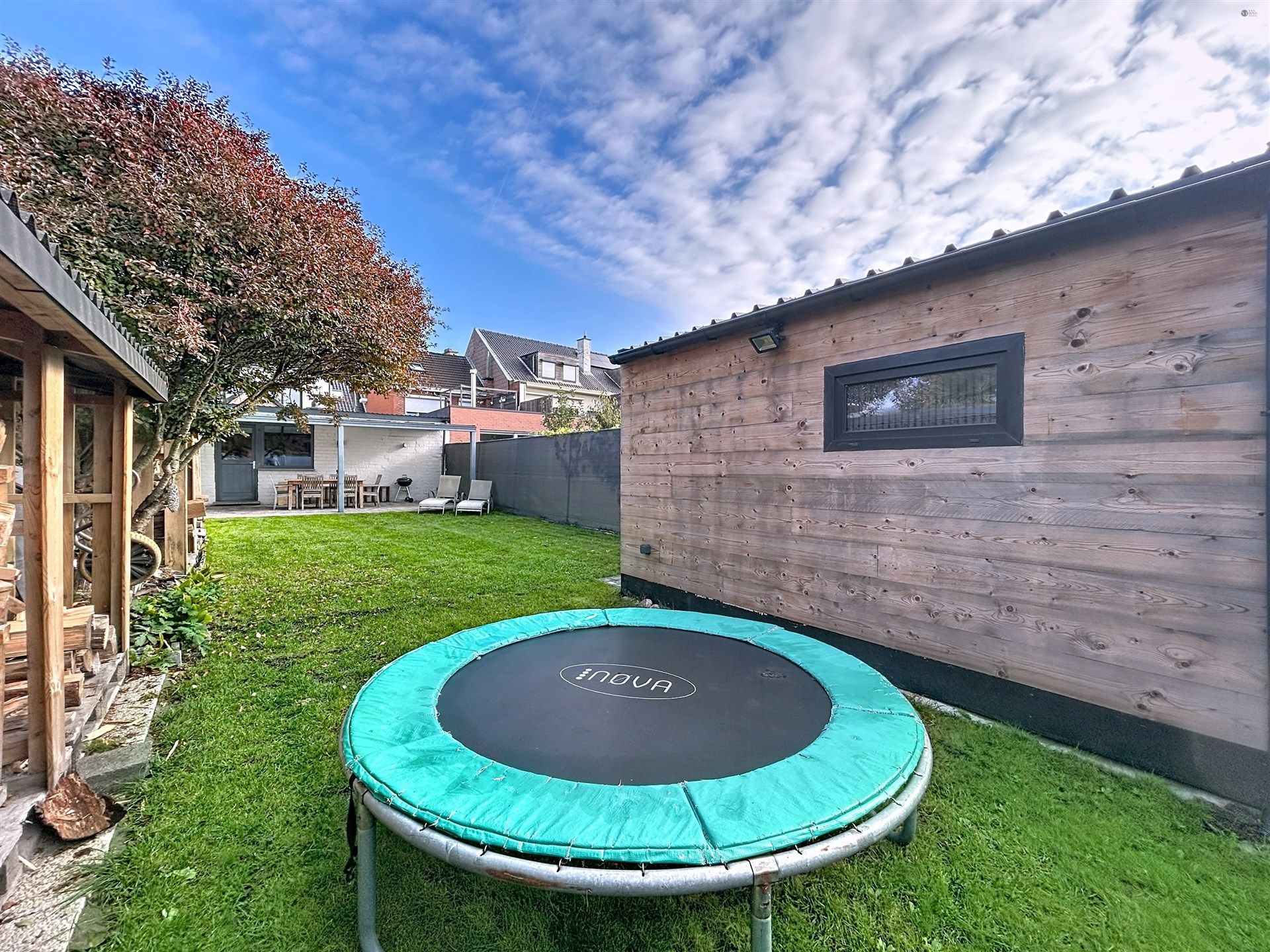 gerenoveerde gezinswoning met 3 slaapkamers, garage op perceel van 276m² foto 6