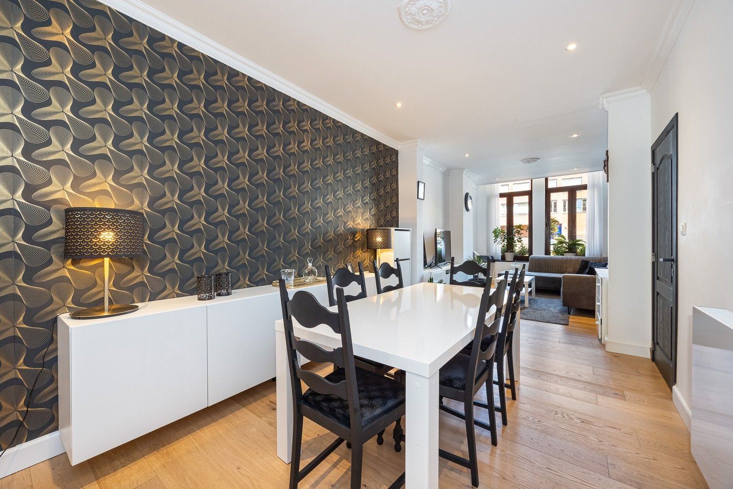 Karaktervol herenhuis met hedendaags comfort en tuin in Deurne foto 21