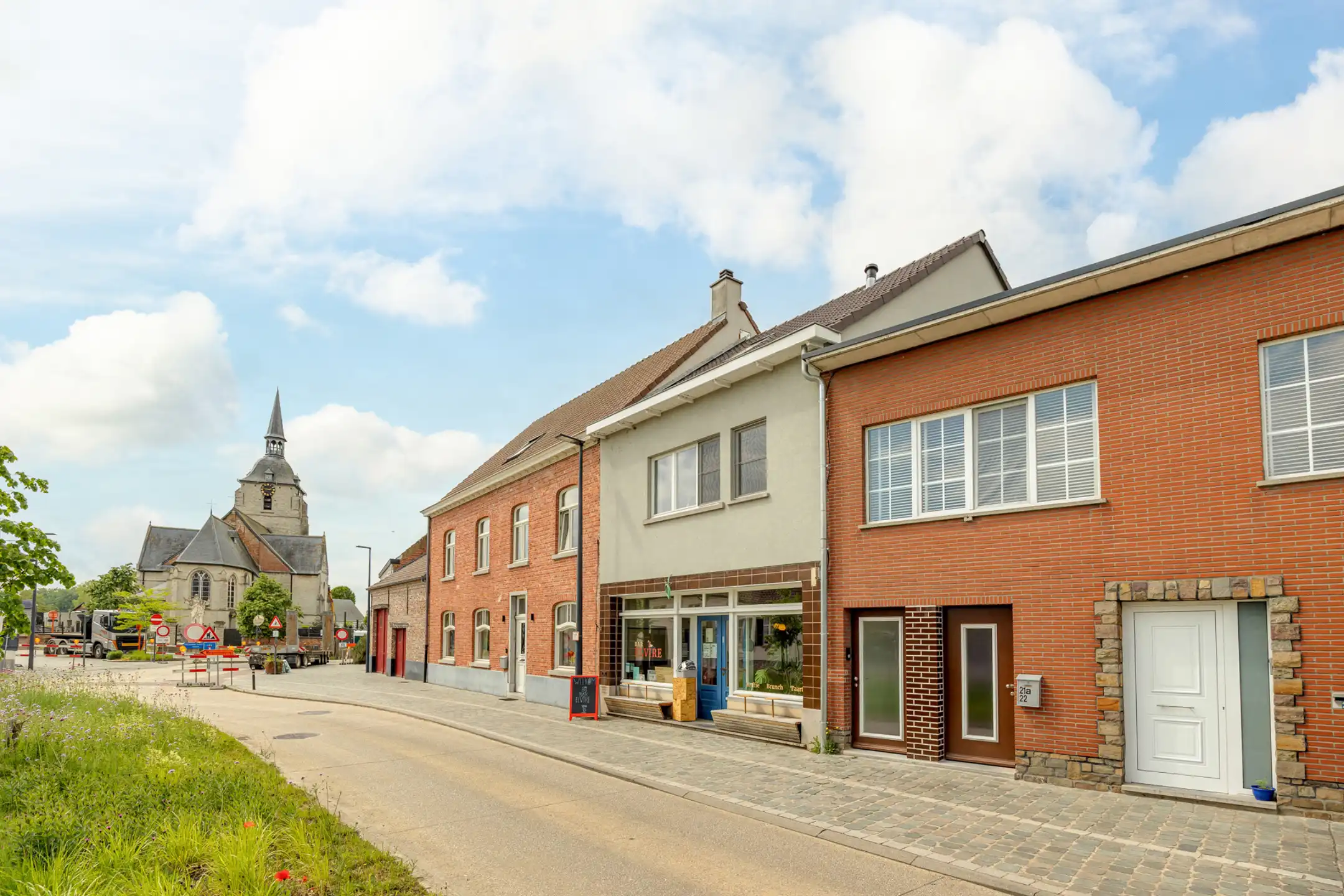 Duplex appartement met twee slaapkamers en tuin foto 21
