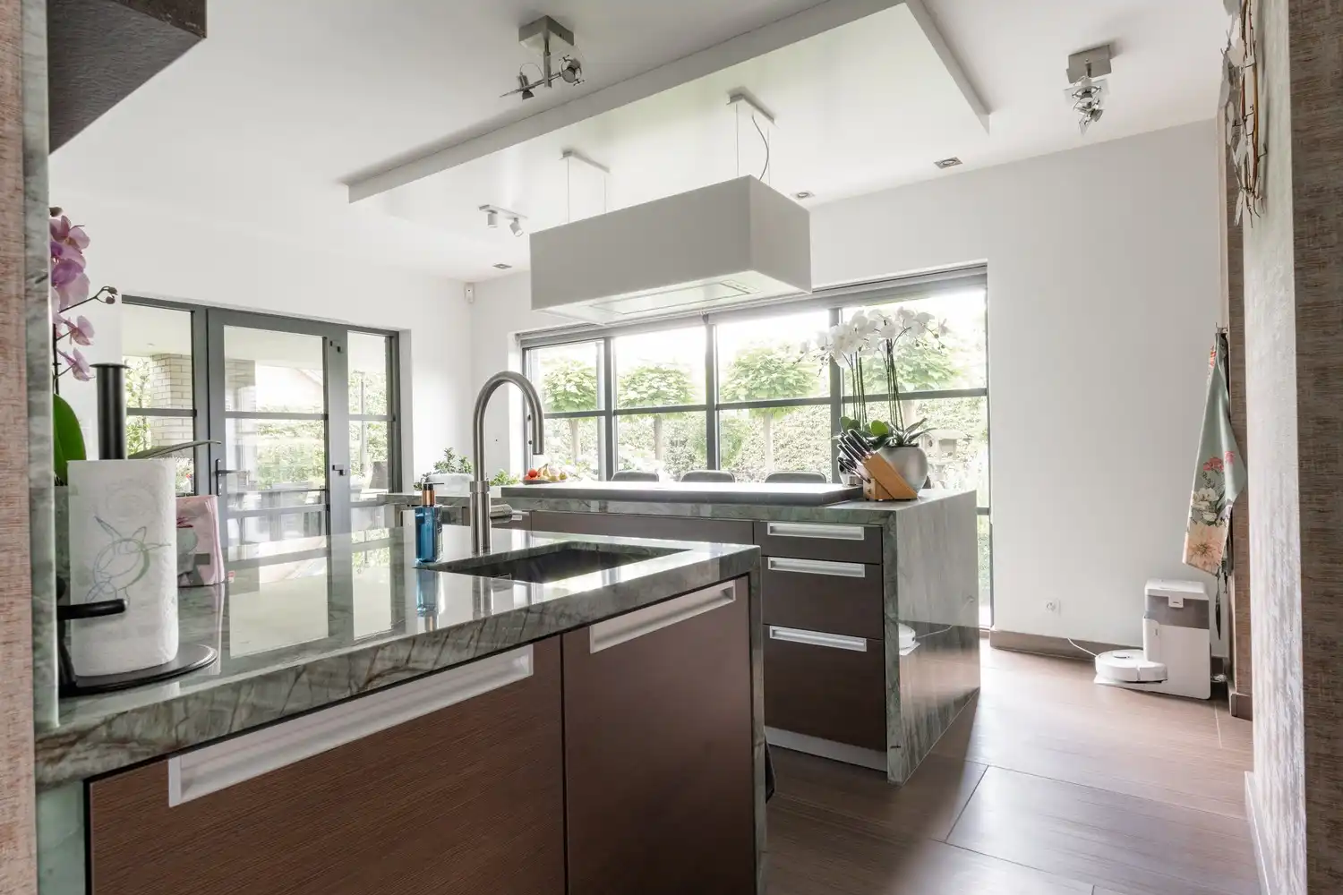 Luxe villa te koop in Neerpelt: moderne architectuur en ruimte in overvloed aan de Beukenlaan. Ideaal voor uw gezin! foto 12