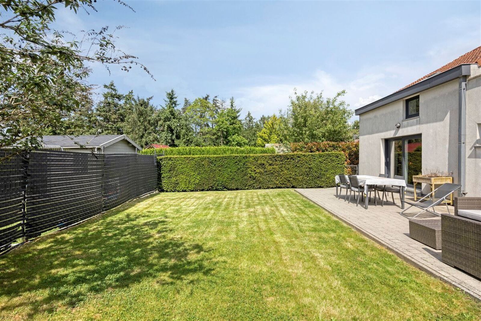 Instapklare, rustig achterin gelegen 3-gevelwoning nabij Hallerbos! foto 30