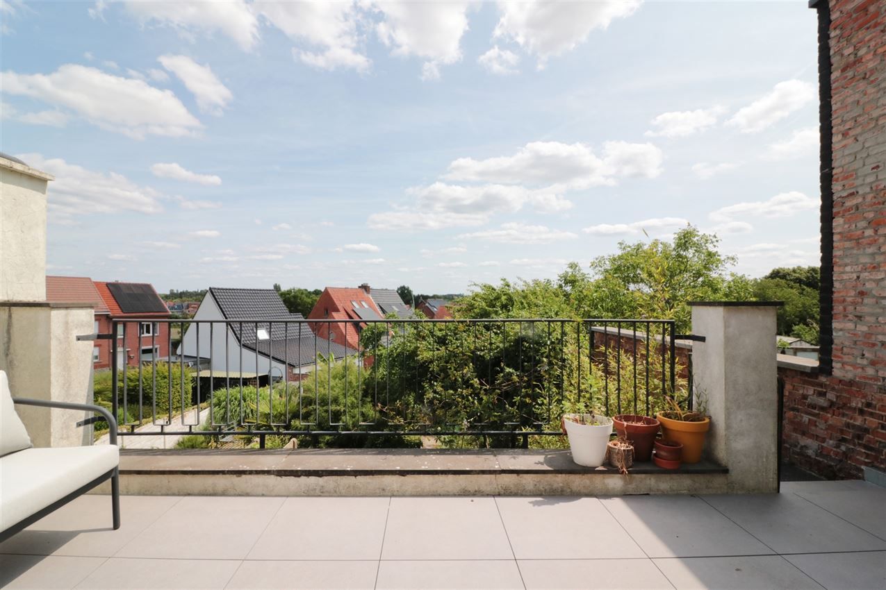 Smaakvol gerenoveerd, label C, 3 slkpmrs, terras en grote stadstuin foto 10