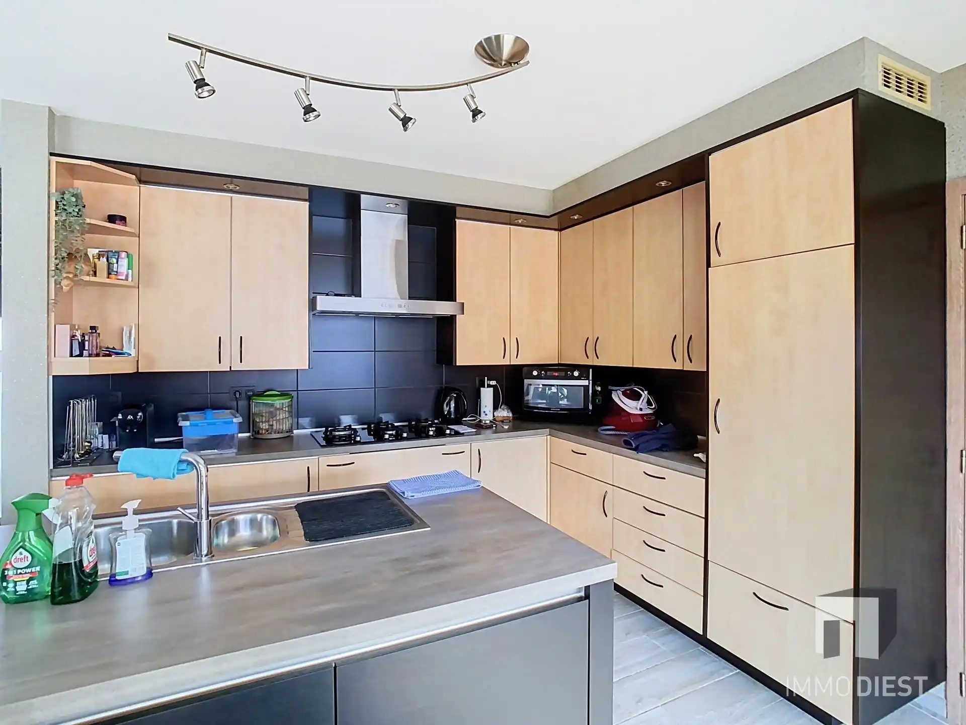 Unieke duurzame woning met 5 slaapkamers foto 11