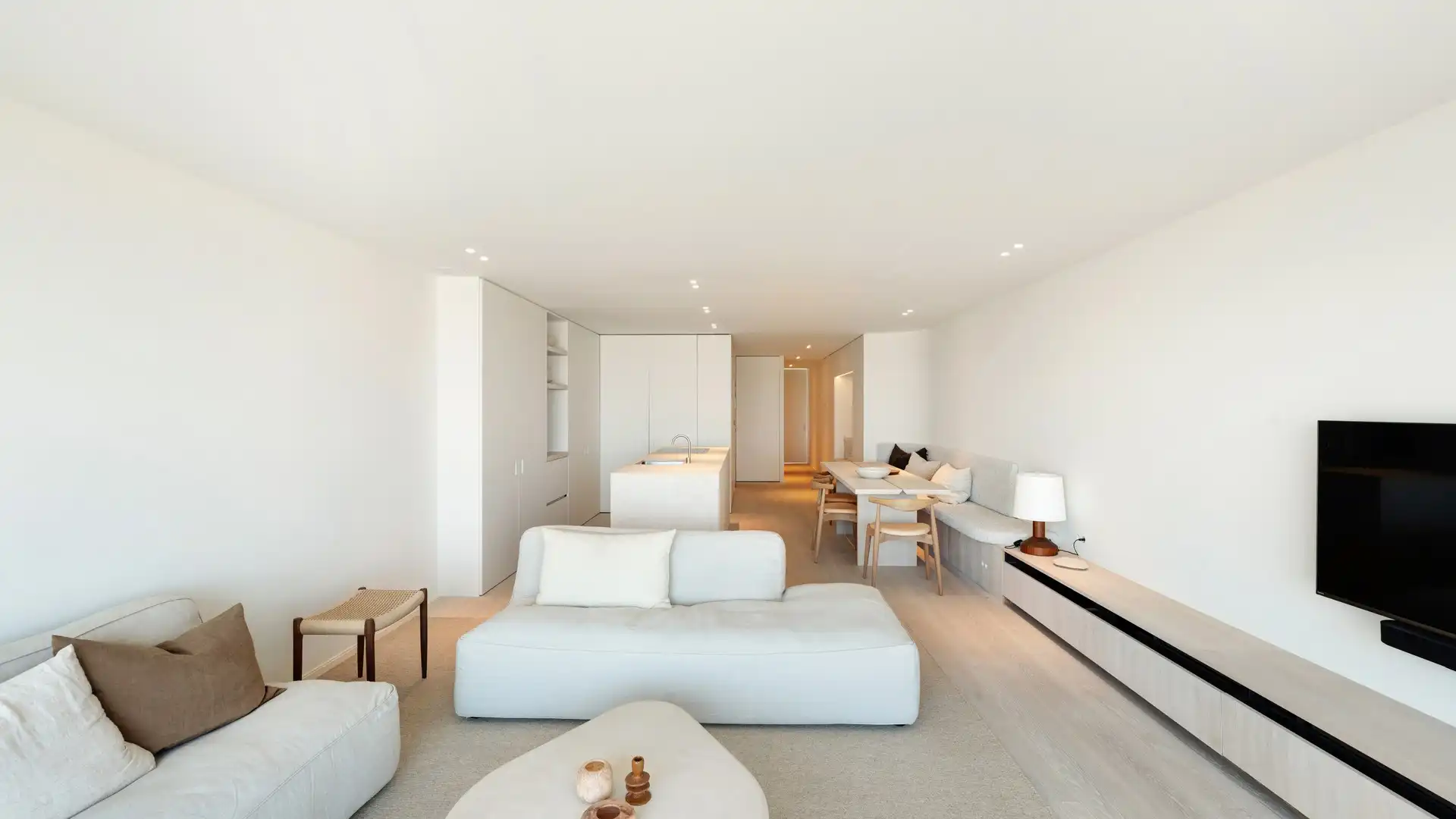 Magnifiek appartement op de wandeldijk in het Zoute, met adembenemend frontaal zeezicht. foto 7