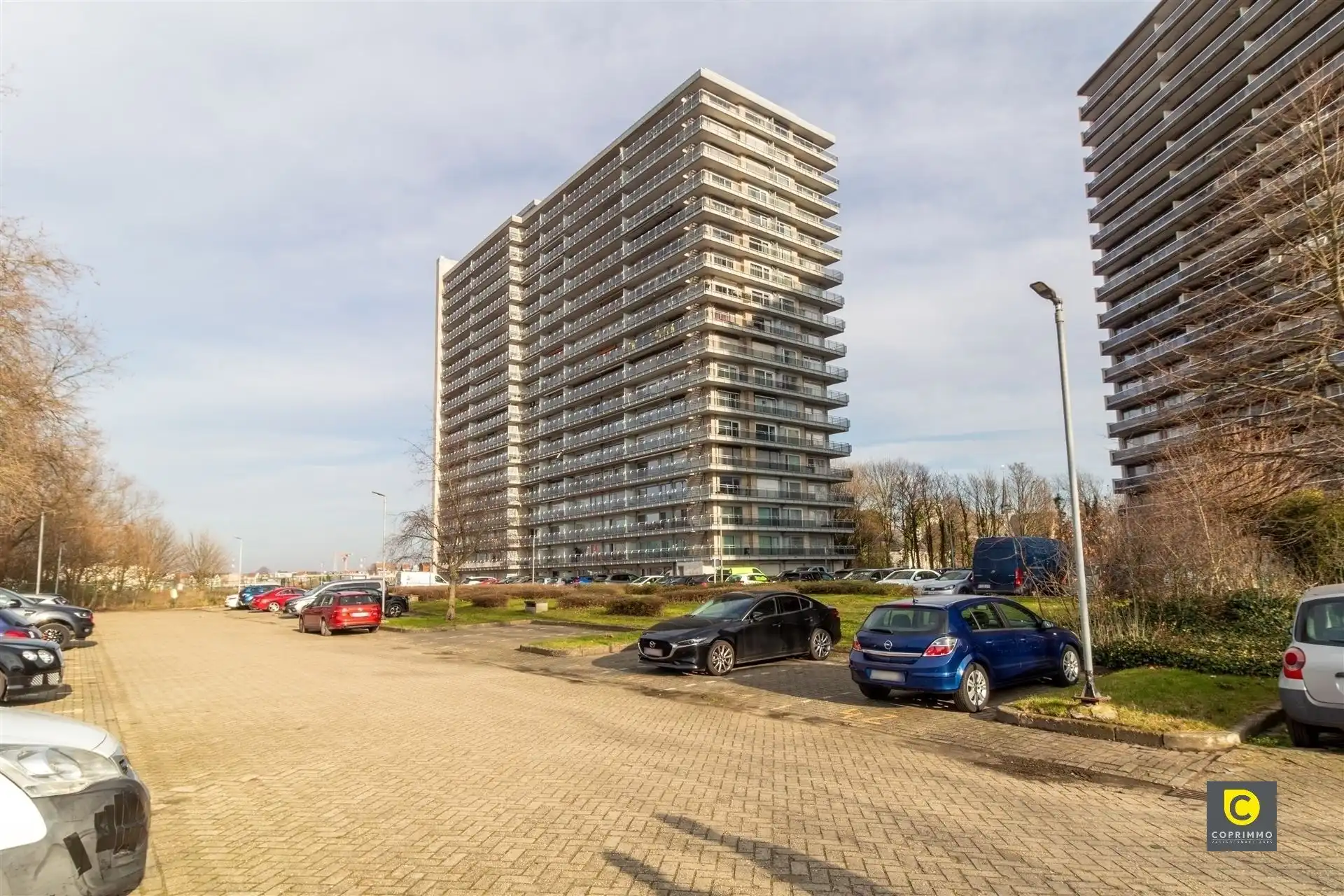 Kwalitatief gerenoveerd appartement met terras foto 14