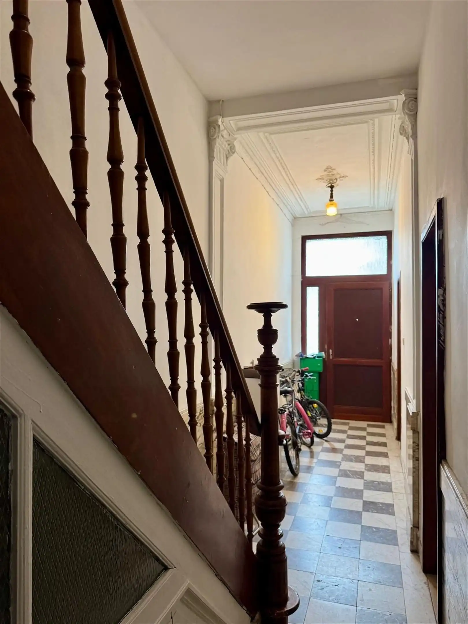 Opbrengsteigendom met 3 appartementen foto 3