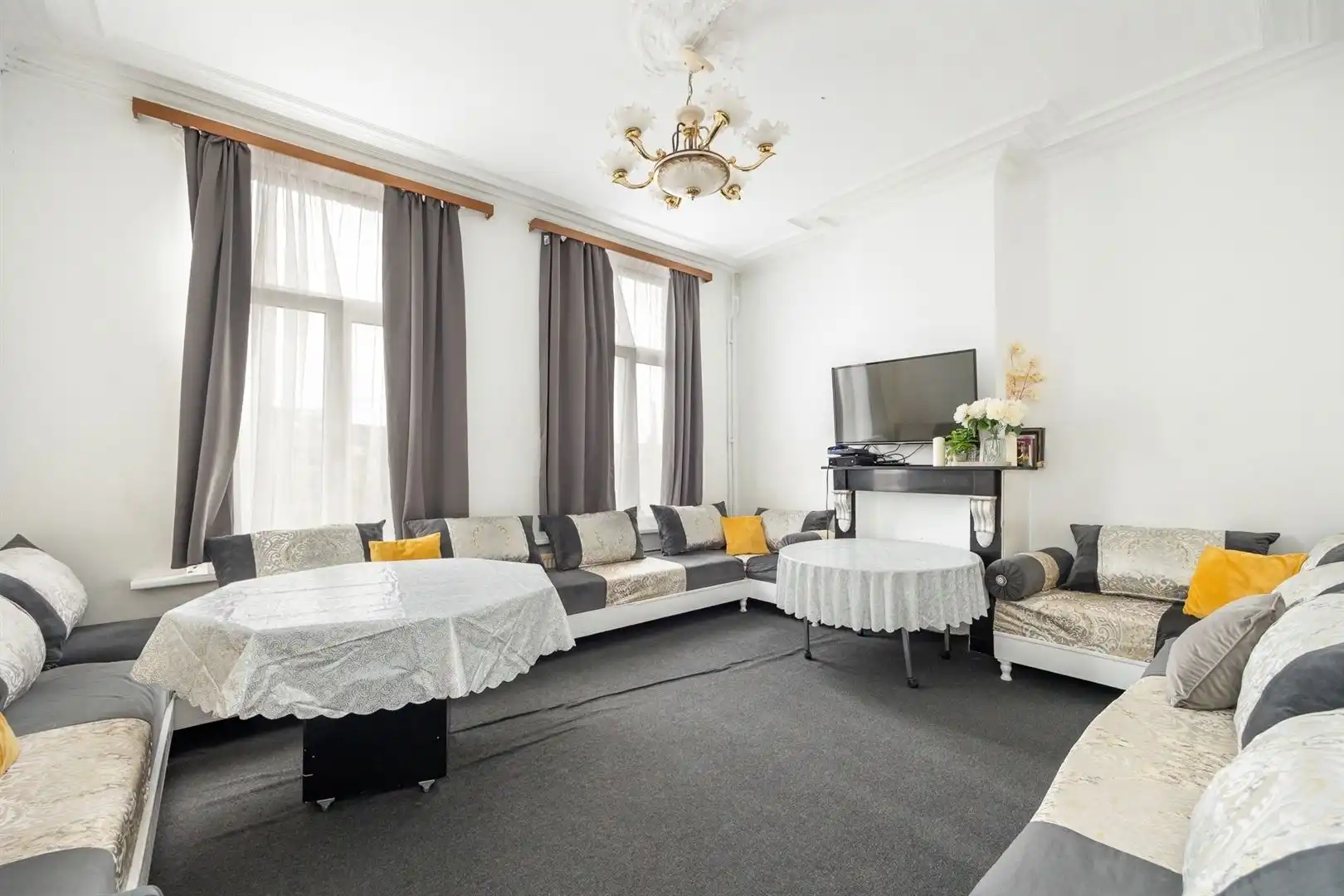 Opbrengsteigendom met 3 appartementen foto 3