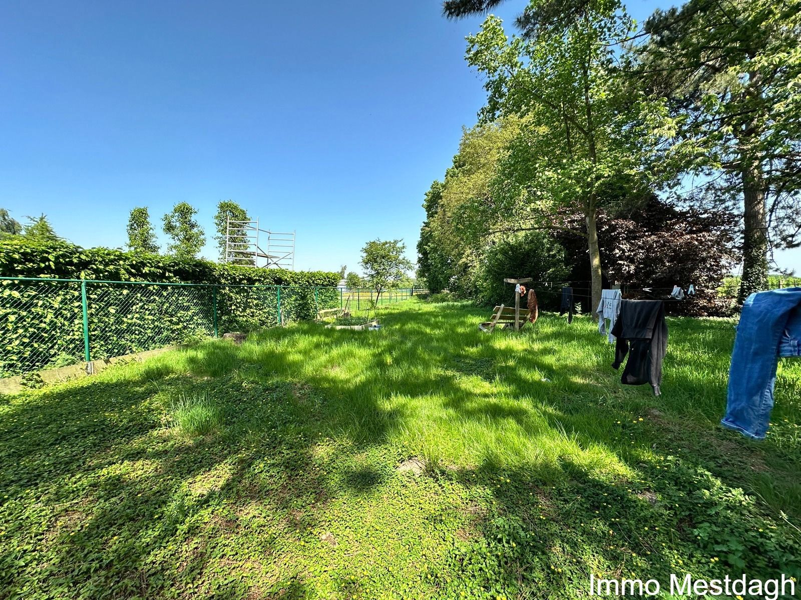 Ruime woning en tuinberging met potentieel in het landelijke Geetbets. foto 7