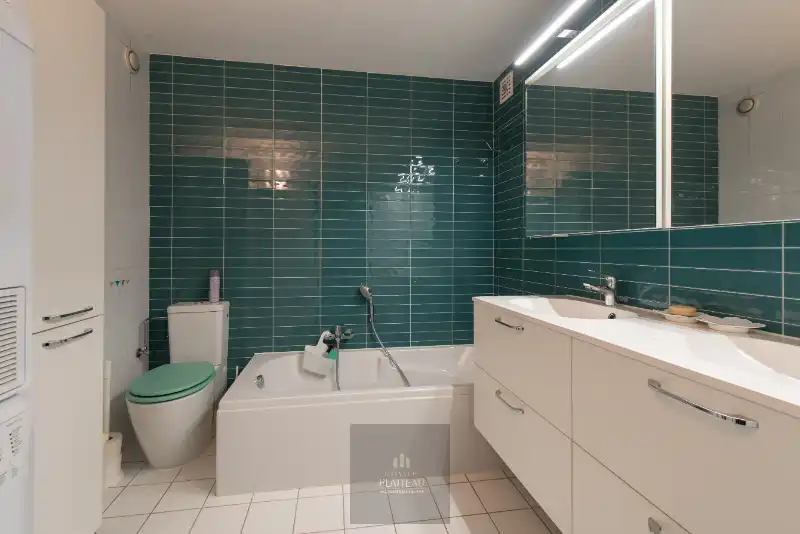 Ruim doorloop-appartement met 2 slaapkamers in de vernieuwde residentie Scorpio op de zeedijk te Nieuwpoort-Bad. foto 21